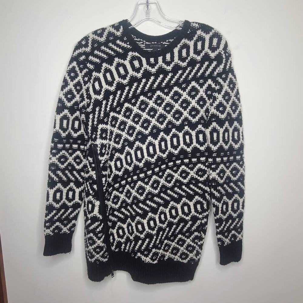 Ann Taylor black white wool blend tunic sweater - small